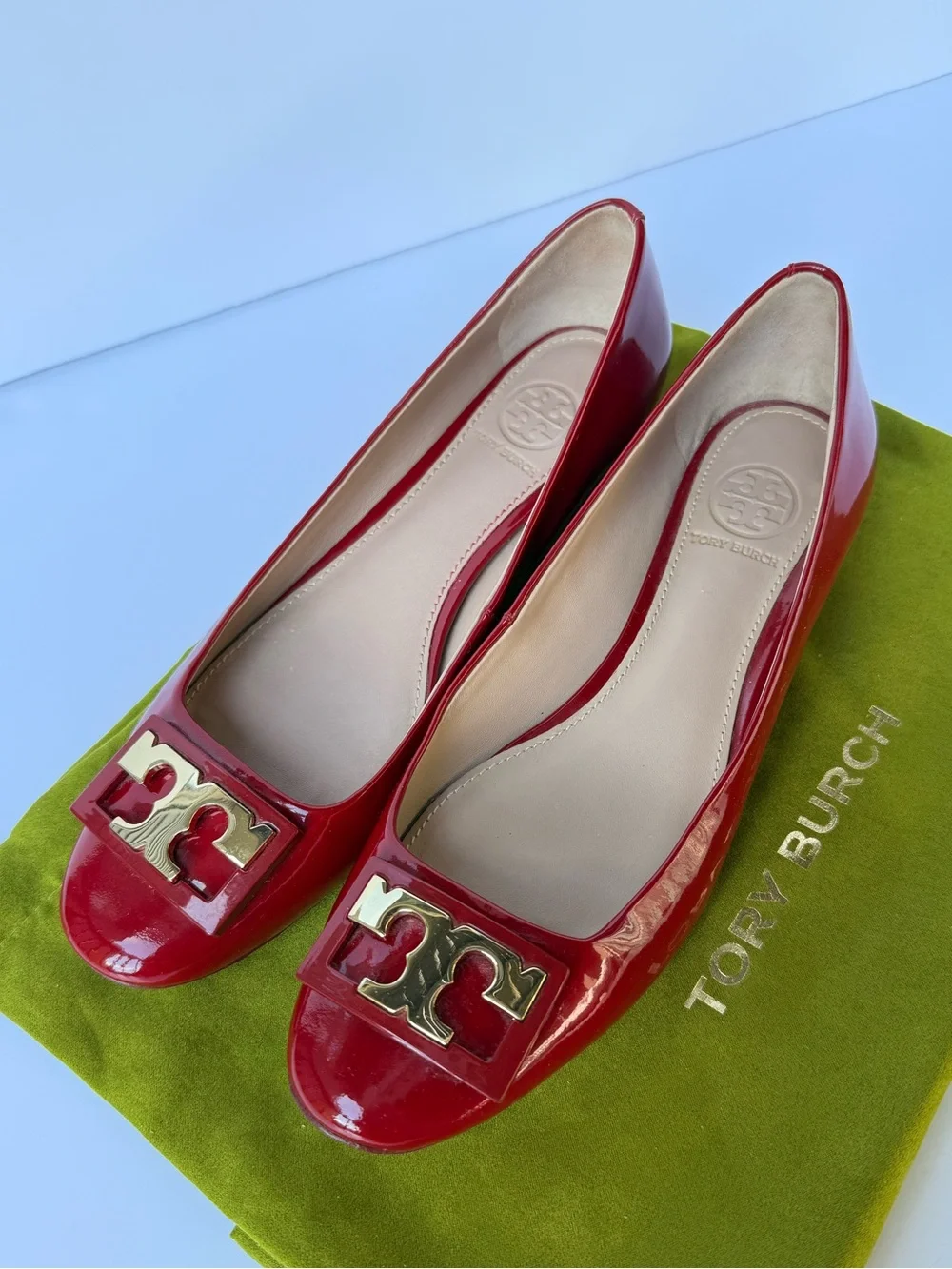 Tory Burch Gigi‎ Soft Patent Leather Low Block Heel Pumps Red Sz 6